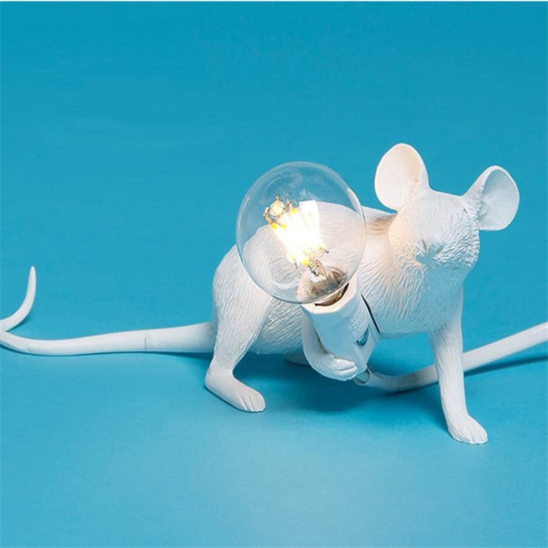 Nordic Mini Resin Mouse Light – Creative Animal Night Lamp